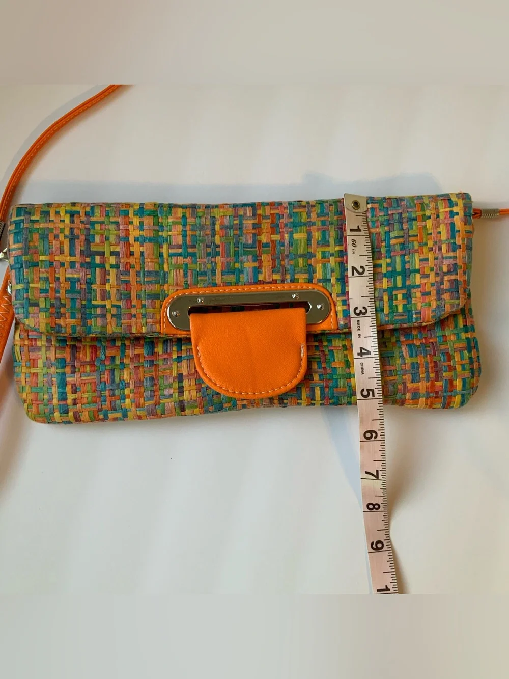 Mellow World #wovenclutch closure